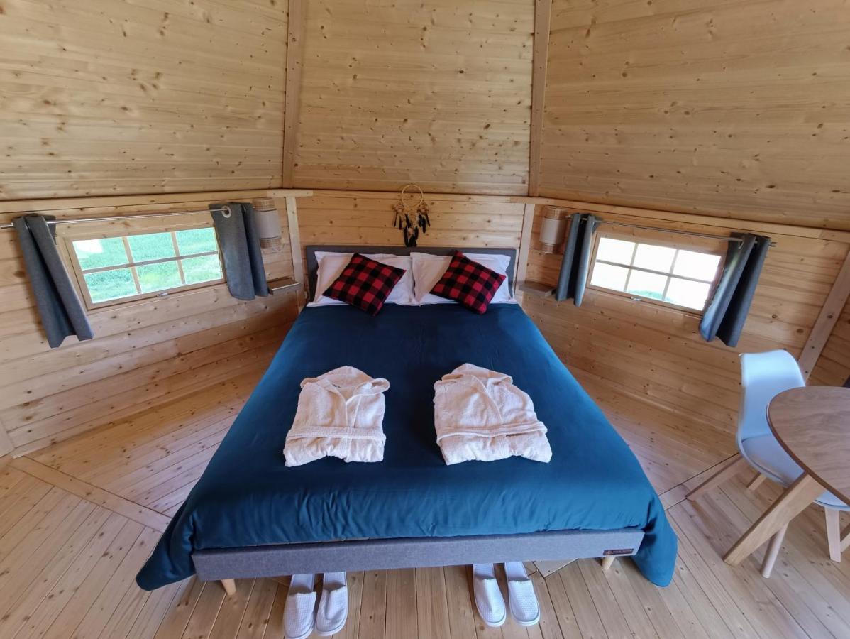 Les Cabanes Du Grand Nord Pradines  Luaran gambar